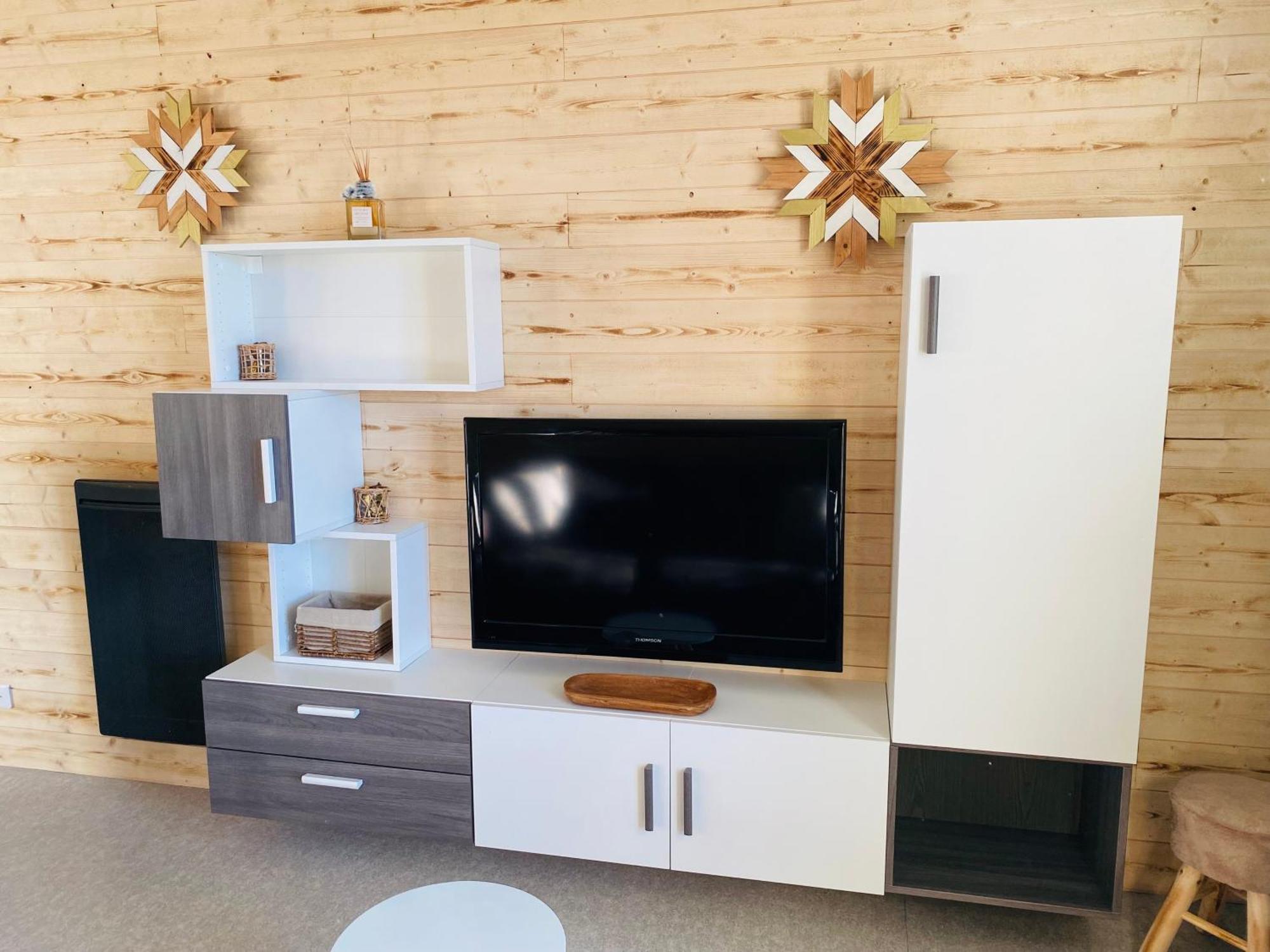 Appartement, Vue Lac Panoramique Avec Terrasse, Parking, Aux Angles Exterior foto
